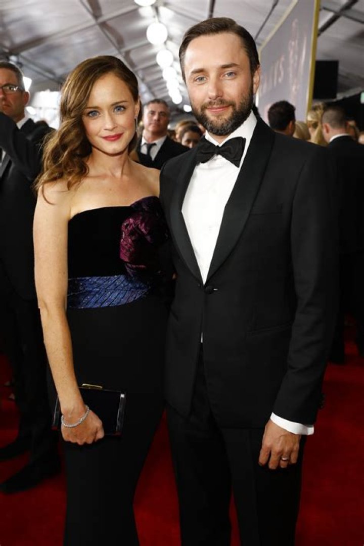 Alexis Bledel Married